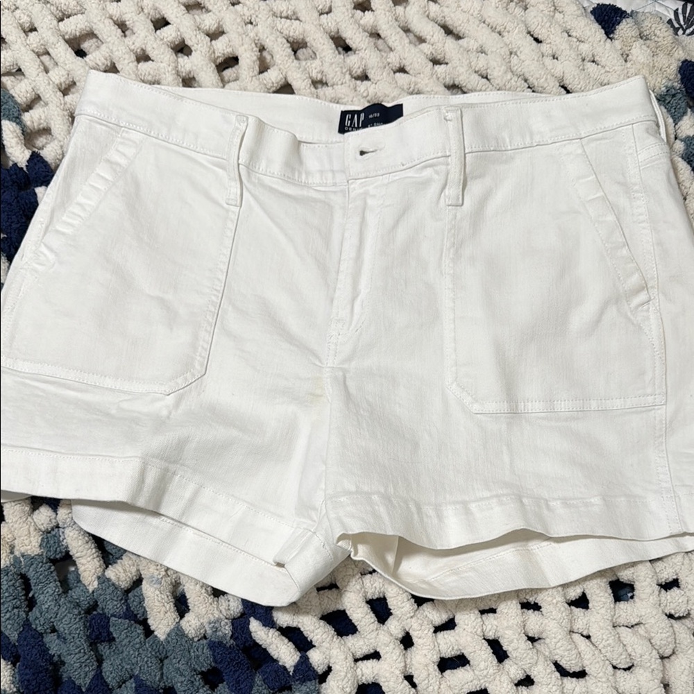 GAP White Jean Shorts Relaxed Fit Summer Essential
